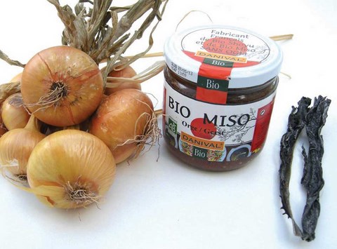 recette soupe oignons miso 